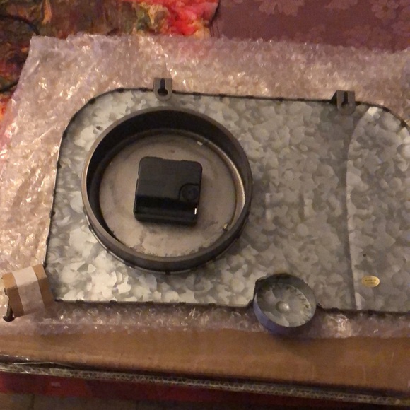 Camper Clock - Picture 2 of 7